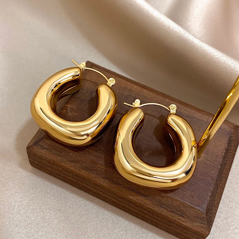 Aria – Argolas Contorno Minimalista